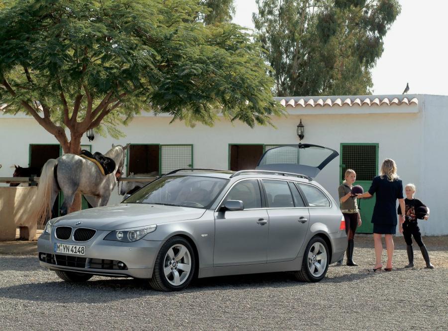  BMW 5-Series 2004 года  (фото 60 из 74)